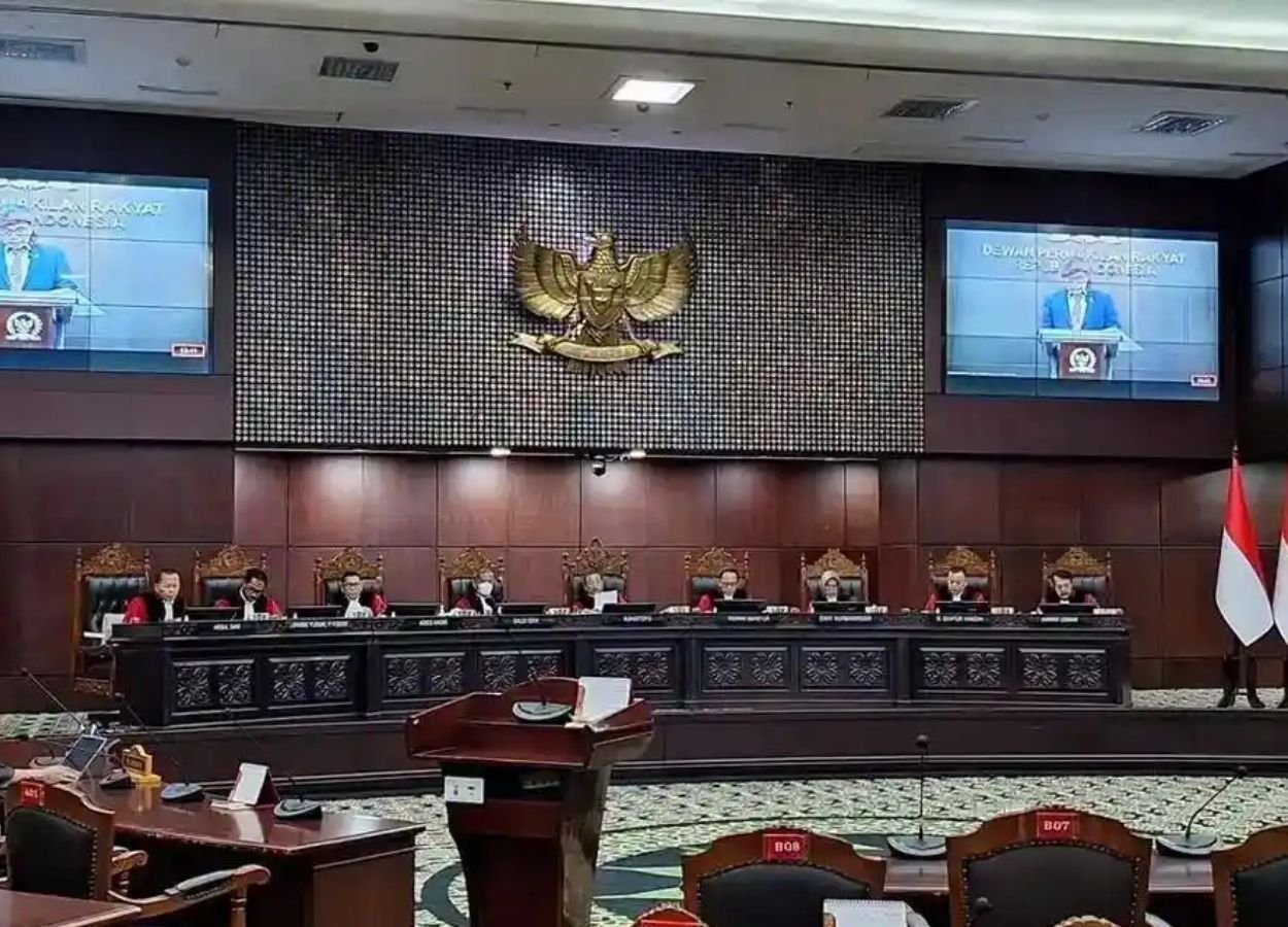 DPR Dorong Operator Telekomunikasi Jalankan Putusan MK soal Kuota Internet - JatengBerita.com