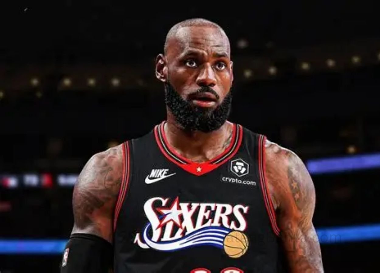 LeBron James Resmi Bergabung dengan Philadelphia 76ers